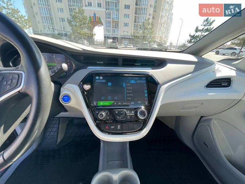 Хетчбек Chevrolet Bolt EV 2017 в Миколаєві