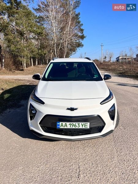 Хэтчбек Chevrolet Bolt EV 2023 в Киеве