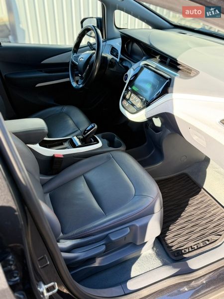 Хэтчбек Chevrolet Bolt EV 2020 в Ровно