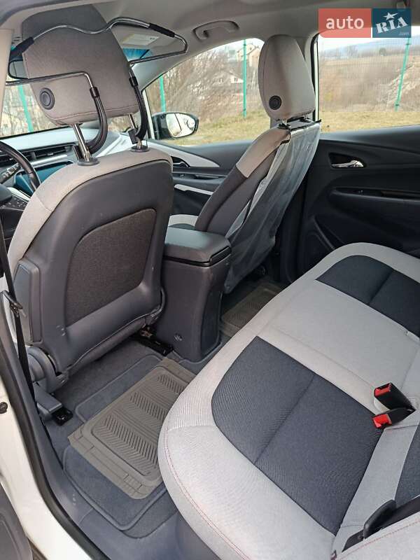 Хэтчбек Chevrolet Bolt EV 2020 в Золочеве