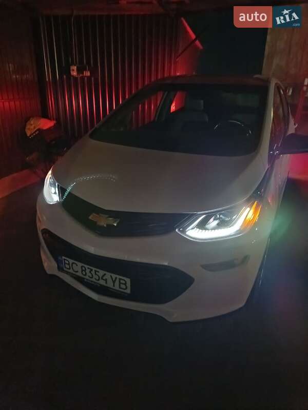 Хэтчбек Chevrolet Bolt EV 2020 в Золочеве