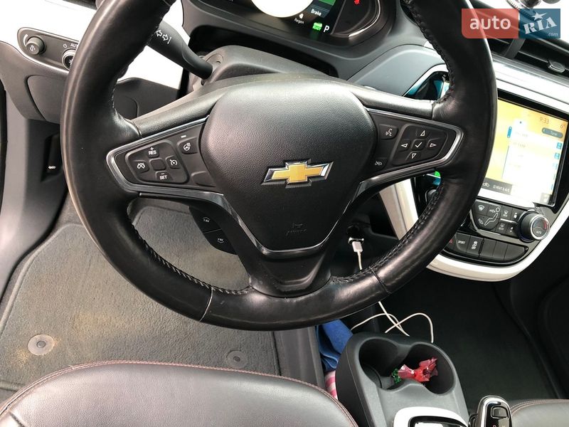 Хэтчбек Chevrolet Bolt EV 2017 в Львове фото 12 Хэтчбек Chevrolet Bolt EV 2017 в Львове