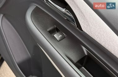 Хэтчбек Chevrolet Bolt EV 2018 в Ровно