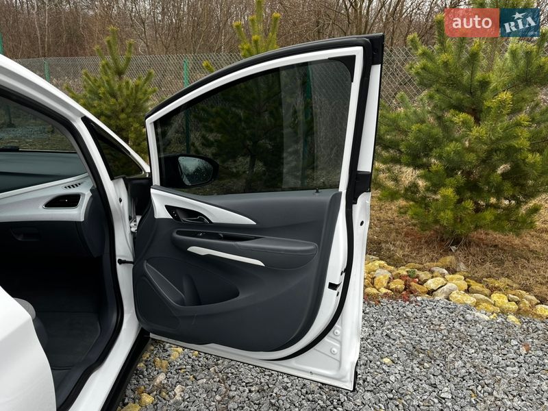 Хэтчбек Chevrolet Bolt EV 2019 в Львове
