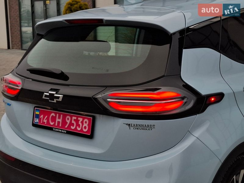 Хэтчбек Chevrolet Bolt EV 2023 в Тернополе