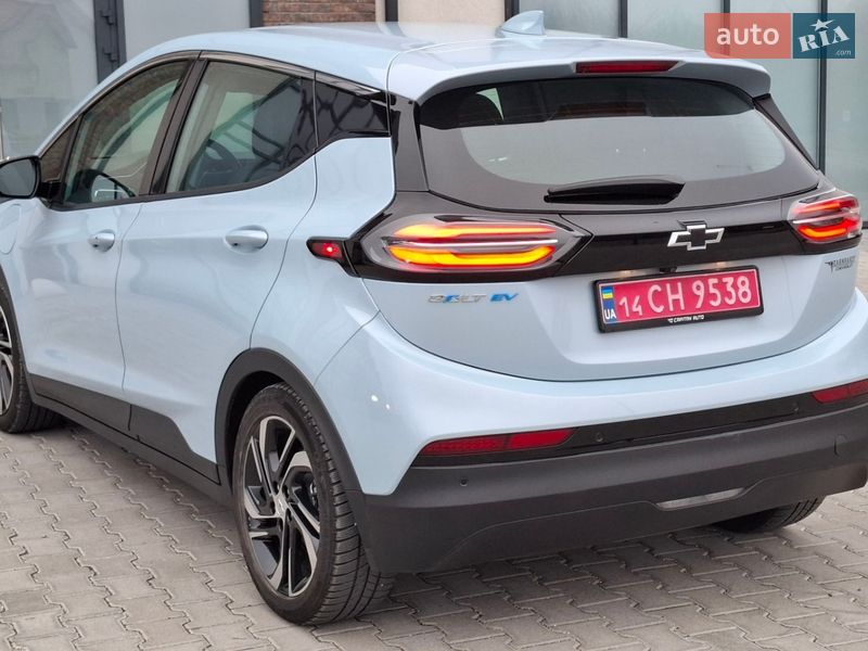 Хэтчбек Chevrolet Bolt EV 2023 в Тернополе