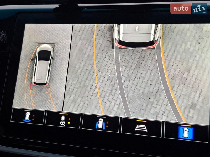 Хэтчбек Chevrolet Bolt EV 2023 в Тернополе