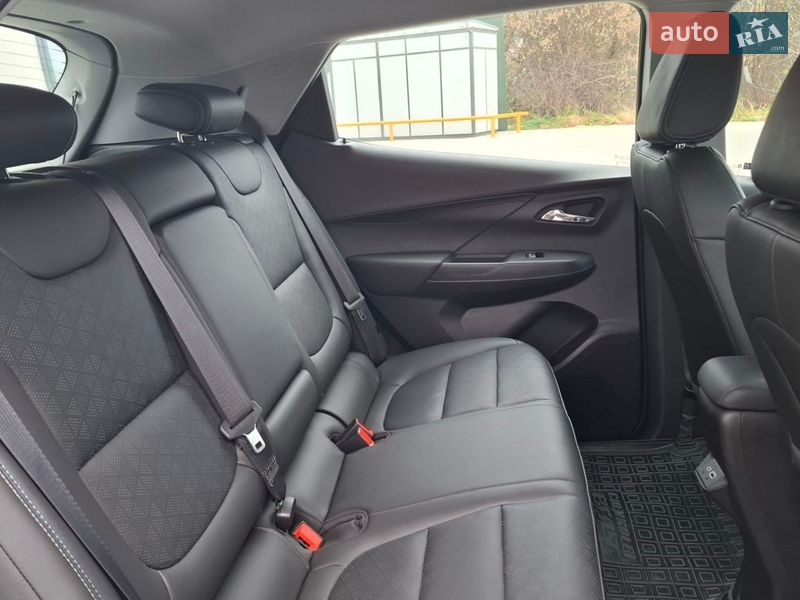 Хэтчбек Chevrolet Bolt EV 2023 в Тернополе