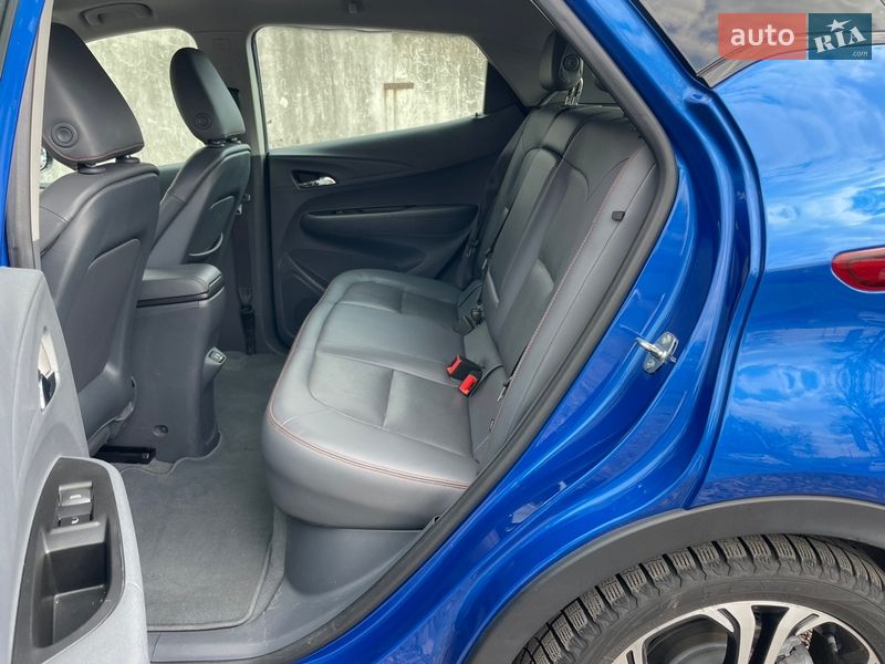 Хэтчбек Chevrolet Bolt EV 2019 в Киеве