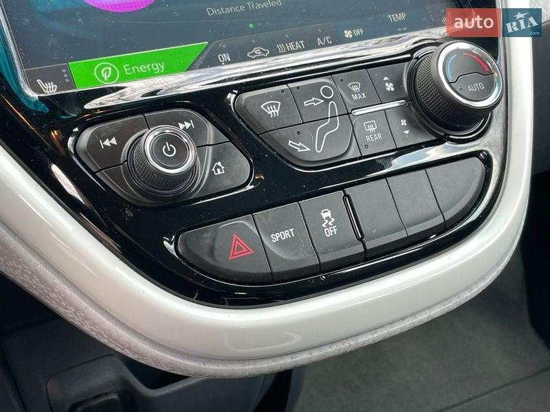 Хэтчбек Chevrolet Bolt EV 2019 в Киеве