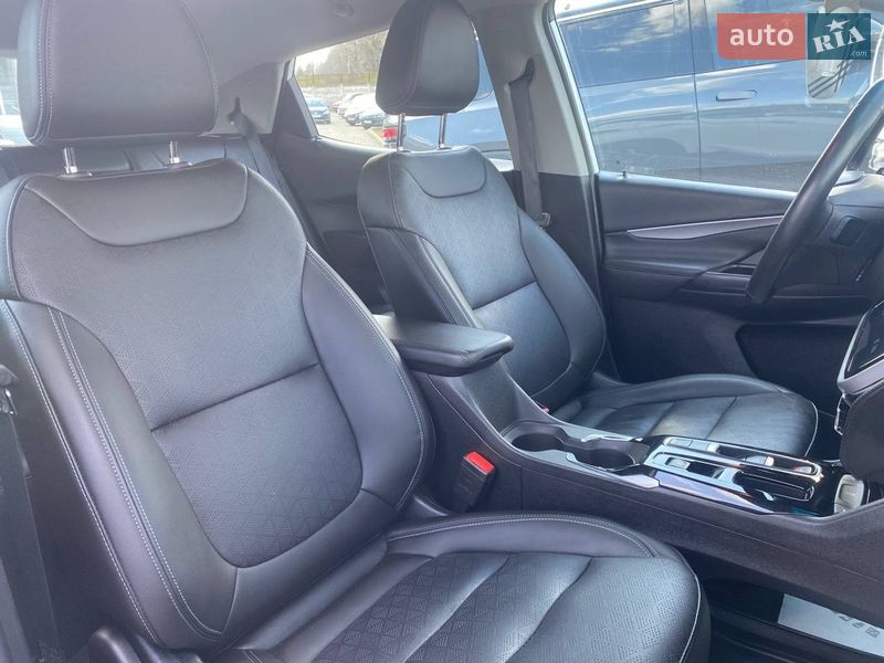 Хэтчбек Chevrolet Bolt EV 2023 в Житомире