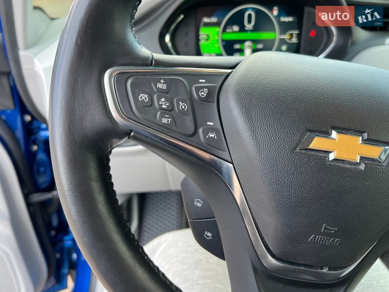 Хэтчбек Chevrolet Bolt EV 2017 в Киеве фото 17 Хэтчбек Chevrolet Bolt EV 2017 в Киеве