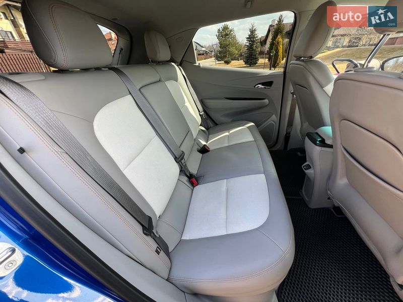 Хэтчбек Chevrolet Bolt EV 2017 в Киеве фото 35 Хэтчбек Chevrolet Bolt EV 2017 в Киеве