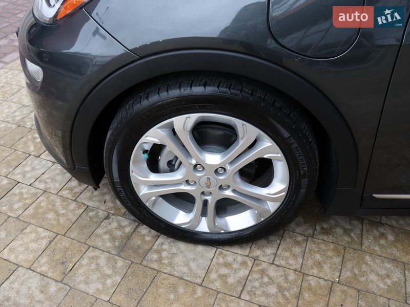 Хэтчбек Chevrolet Bolt EV 2019 в Львове фото 4 Хэтчбек Chevrolet Bolt EV 2019 в Львове
