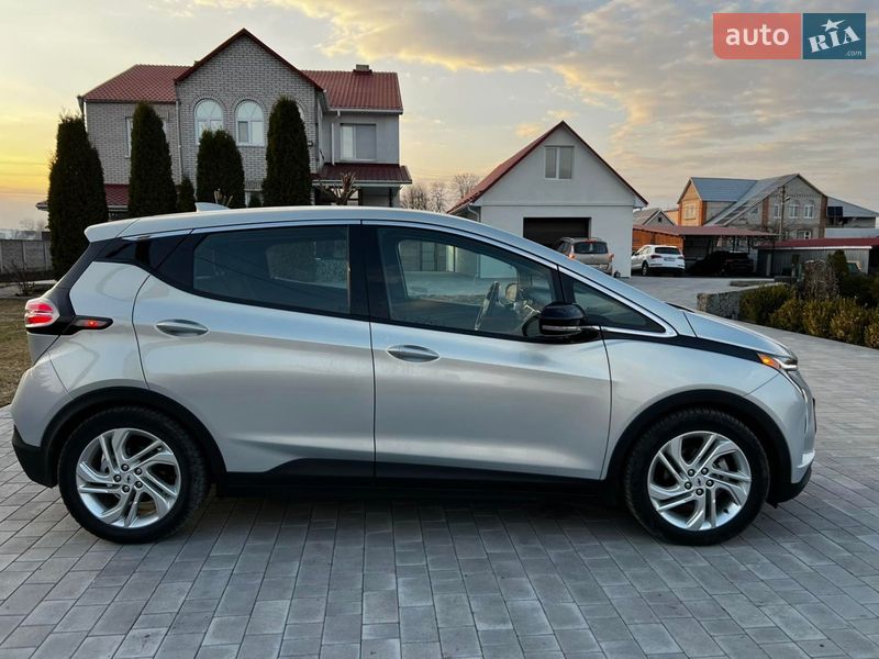 Хэтчбек Chevrolet Bolt EV 2023 в Казатине