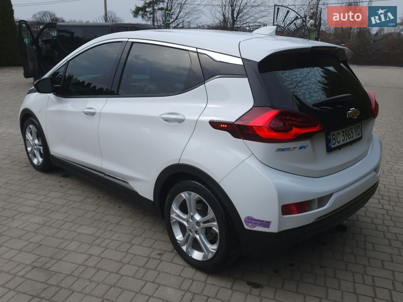 Хэтчбек Chevrolet Bolt EV 2019 в Самборе фото 4 Хэтчбек Chevrolet Bolt EV 2019 в Самборе