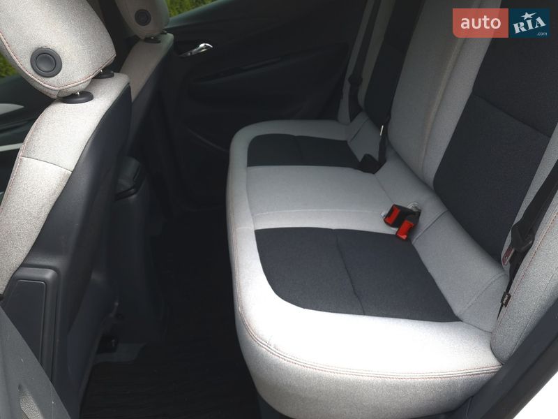 Хэтчбек Chevrolet Bolt EV 2019 в Самборе фото 12 Хэтчбек Chevrolet Bolt EV 2019 в Самборе