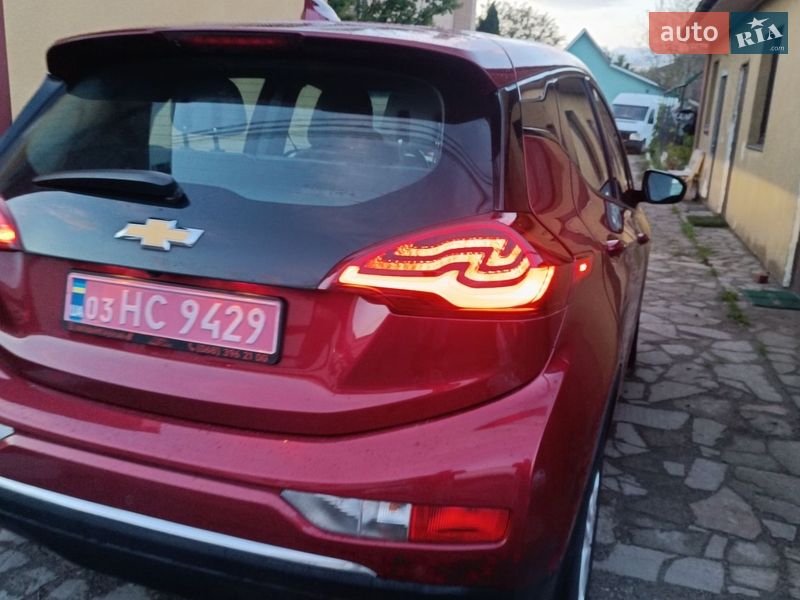 Хетчбек Chevrolet Bolt EV 2016 в Києві