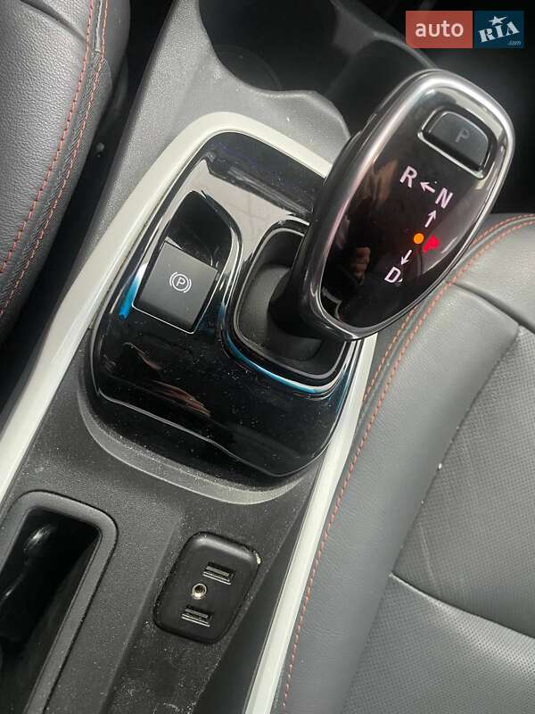 Хэтчбек Chevrolet Bolt EV 2019 в Киеве фото 32 Хэтчбек Chevrolet Bolt EV 2019 в Киеве