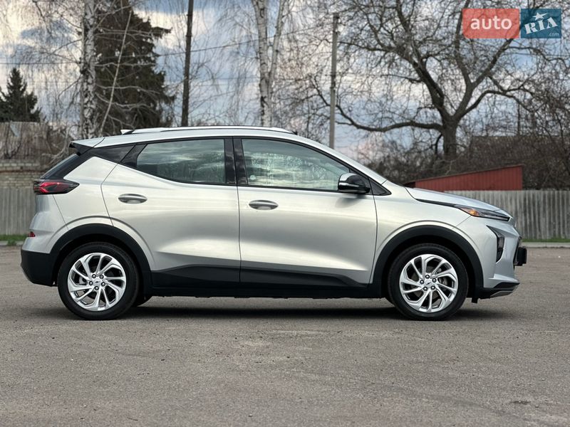 Хетчбек Chevrolet Bolt EV 2023 в Первомайську
