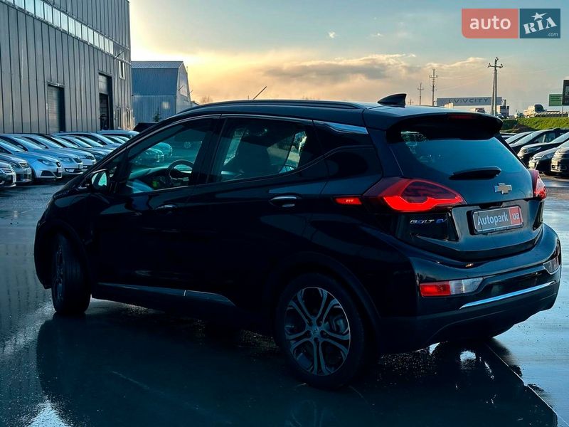 Хэтчбек Chevrolet Bolt EV 2019 в Львове фото 11 Хэтчбек Chevrolet Bolt EV 2019 в Львове