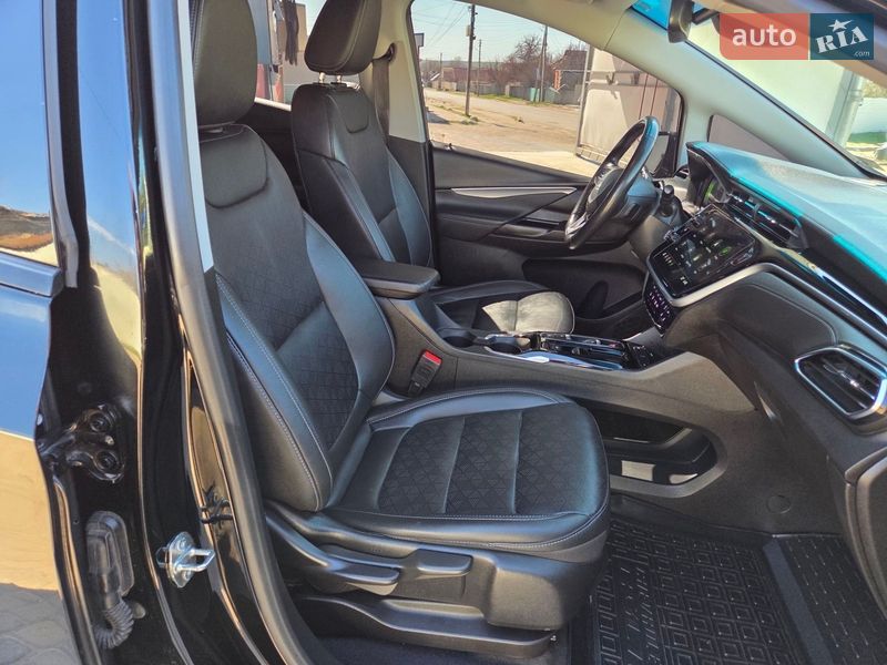 Хэтчбек Chevrolet Bolt EV 2023 в Харькове