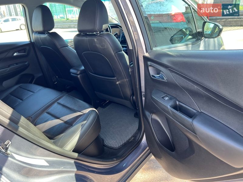 Хетчбек Chevrolet Bolt EV 2023 в Києві