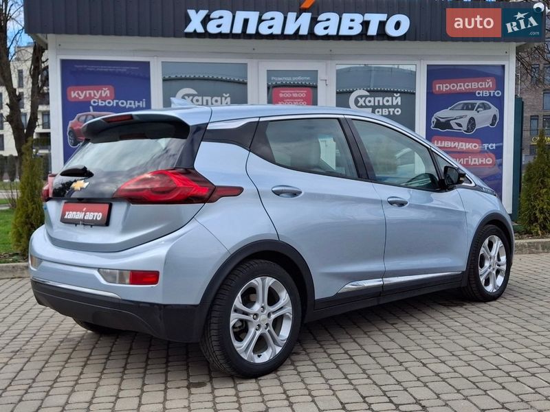 Хэтчбек Chevrolet Bolt EV 2016 в Львове фото 5 Хэтчбек Chevrolet Bolt EV 2016 в Львове