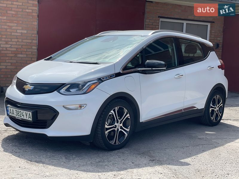 Хэтчбек Chevrolet Bolt EV 2017 в Виннице фото 5 Хэтчбек Chevrolet Bolt EV 2017 в Виннице