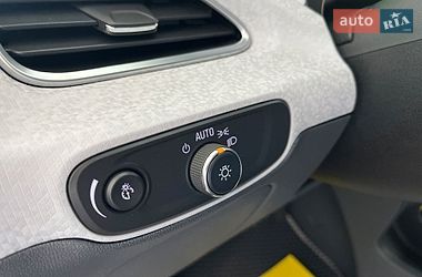Хетчбек Chevrolet Bolt EV 2021 в Львові
