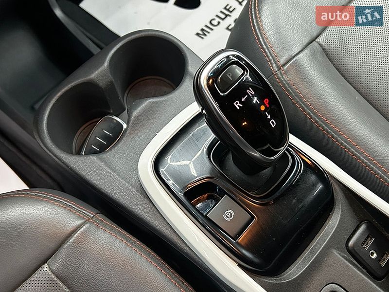 Хэтчбек Chevrolet Bolt EV 2018 в Черновцах