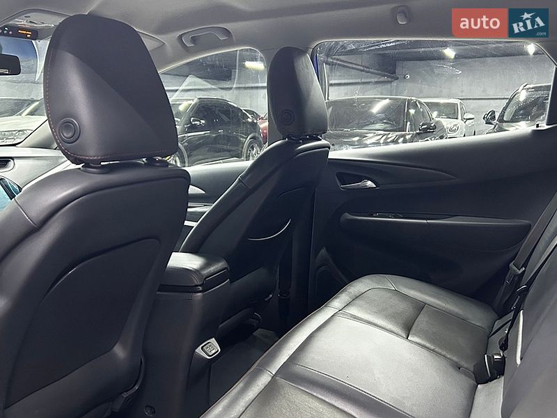 Хэтчбек Chevrolet Bolt EV 2018 в Черновцах