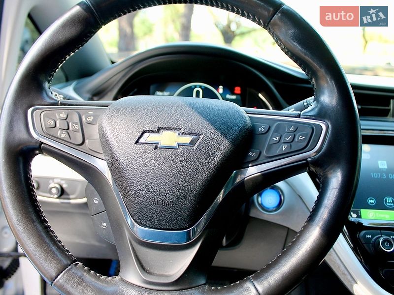 Хэтчбек Chevrolet Bolt EV 2019 в Днепре