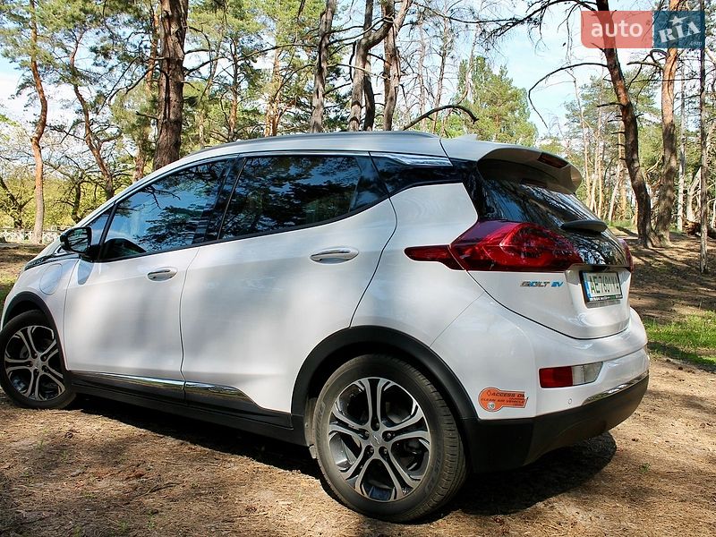 Хэтчбек Chevrolet Bolt EV 2019 в Днепре