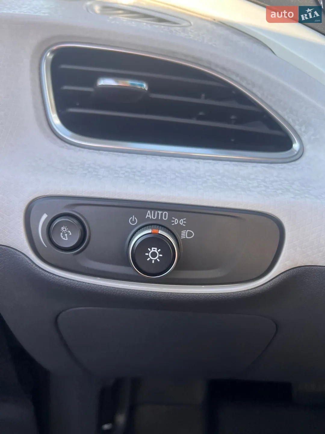 2017 Chevrolet Bolt EUV - мініатюра 40