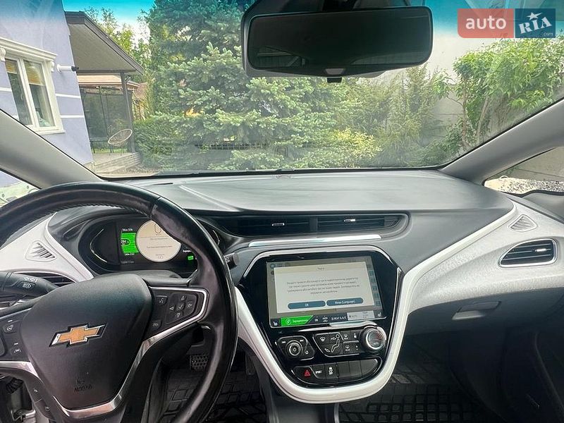 Хэтчбек Chevrolet Bolt EV 2017 в Киеве