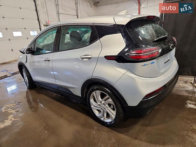 Хэтчбек Chevrolet Bolt EV 2023 в Львове
