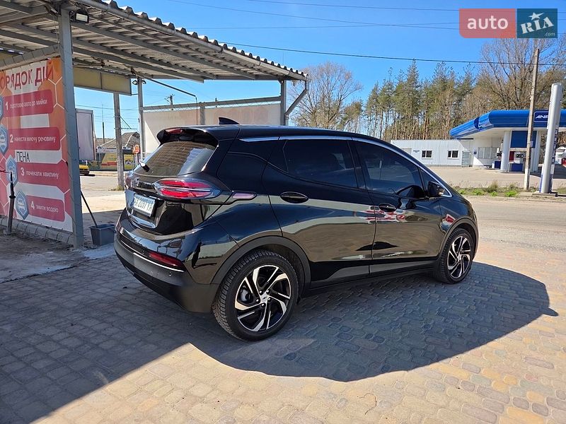 Хэтчбек Chevrolet Bolt EV 2023 в Змиеве