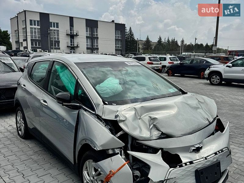 Хэтчбек Chevrolet Bolt EV 2023 в Львове