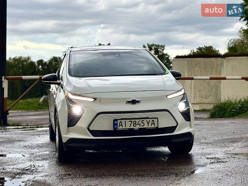 Хэтчбек Chevrolet Bolt EV 2022 в Житомире