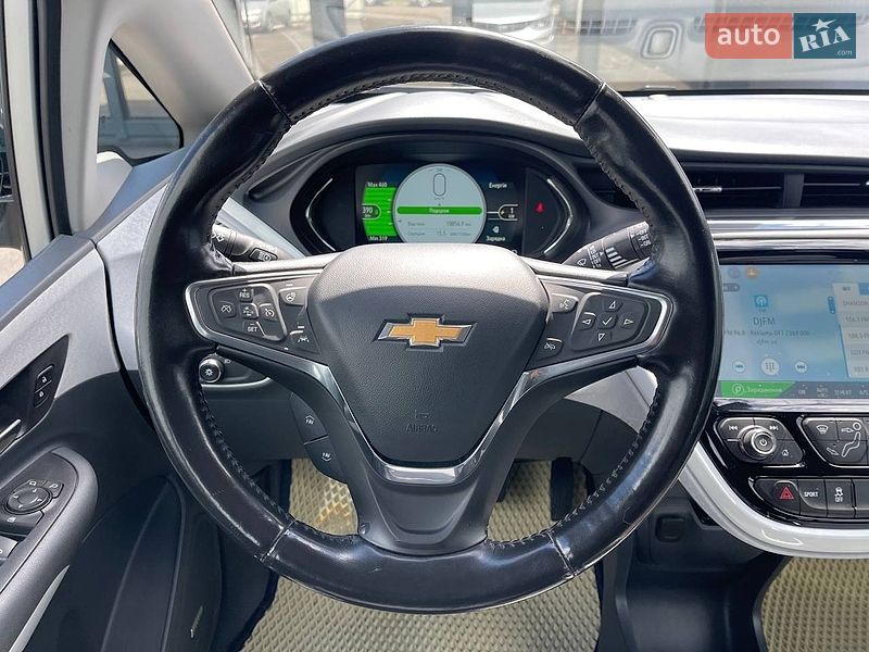 Хэтчбек Chevrolet Bolt EV 2020 в Киеве