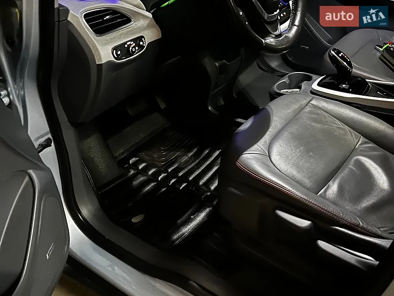 Chevrolet Bolt EV 2018 VIN 1G1F76E08J4129589 фото оголошення 78 з 122