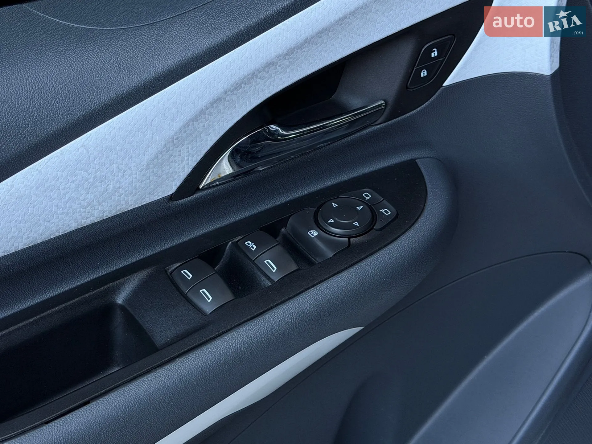 2017 Chevrolet Bolt EUV - мініатюра 21
