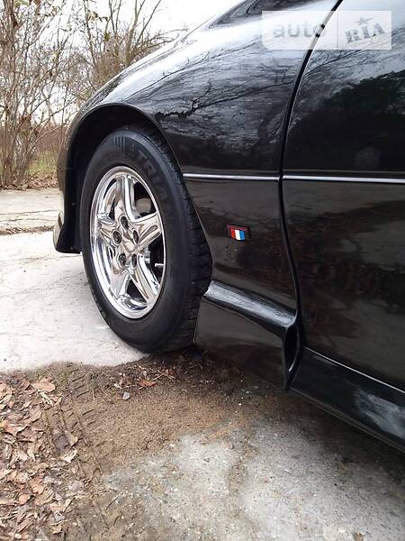 Купе Chevrolet Camaro 1995 в Миколаєві