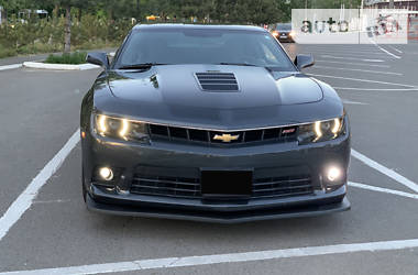 Купе Chevrolet Camaro 2015 в 