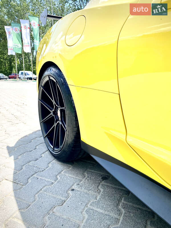 Купе Chevrolet Camaro 2017 в Заставній