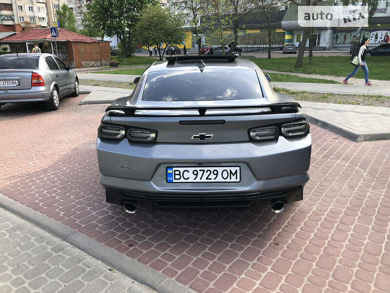 Купе Chevrolet Camaro 2019 в Львове