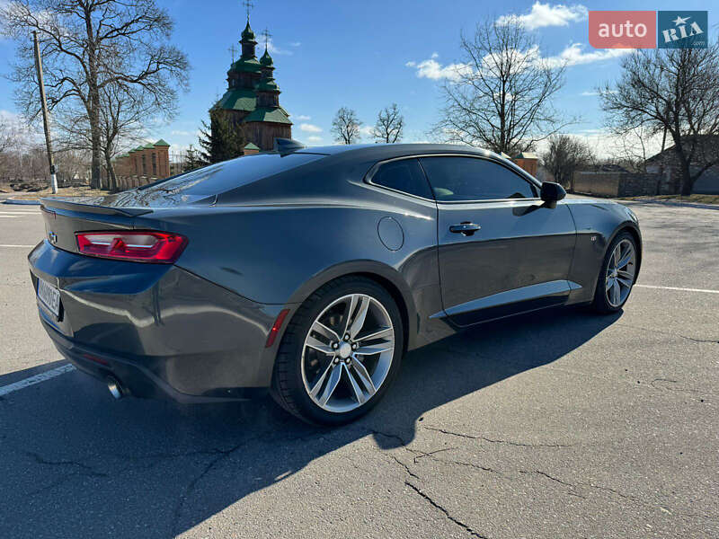 Купе Chevrolet Camaro 2017 в Ромнах