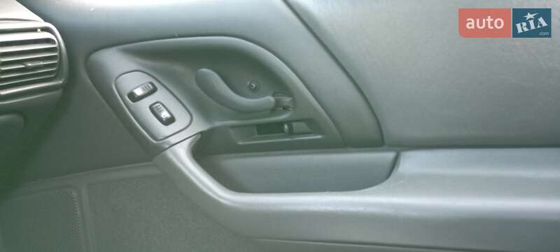 Купе Chevrolet Camaro 1997 в Одесі