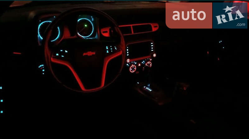 Кабриолет Chevrolet Camaro 2015 в Киеве фото 8 Кабриолет Chevrolet Camaro 2015 в Киеве